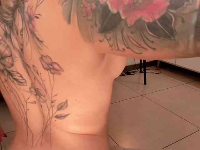 MadisonKane webcam