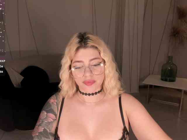 MadisonKane webcam
