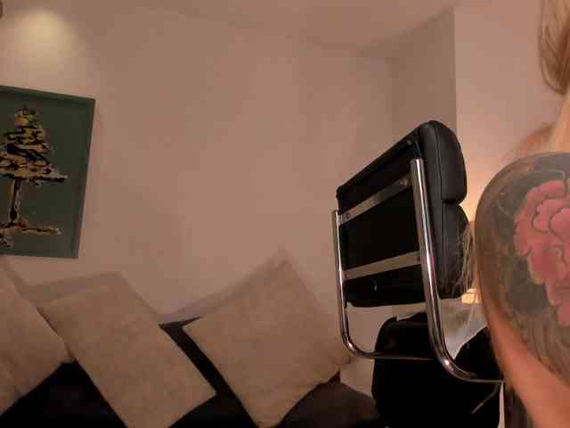 MadisonKane webcam