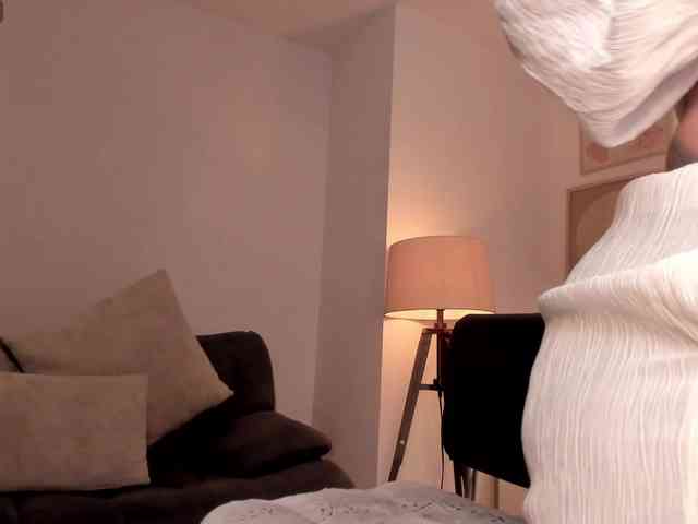 MadisonKane webcam