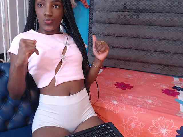 BellaShiny webcam