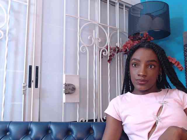 BellaShiny webcam