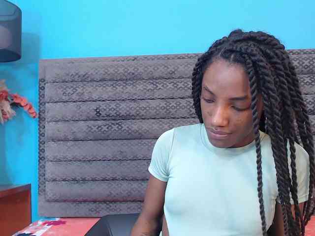 BellaShiny webcam
