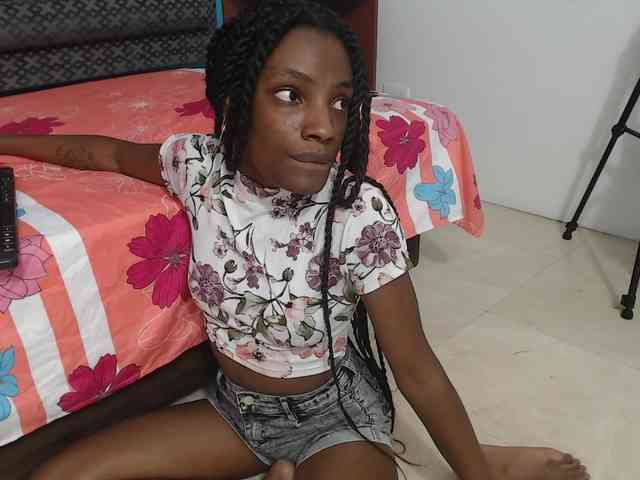 BellaShiny webcam