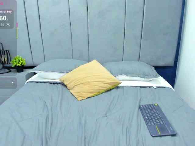 AliisonHott webcam