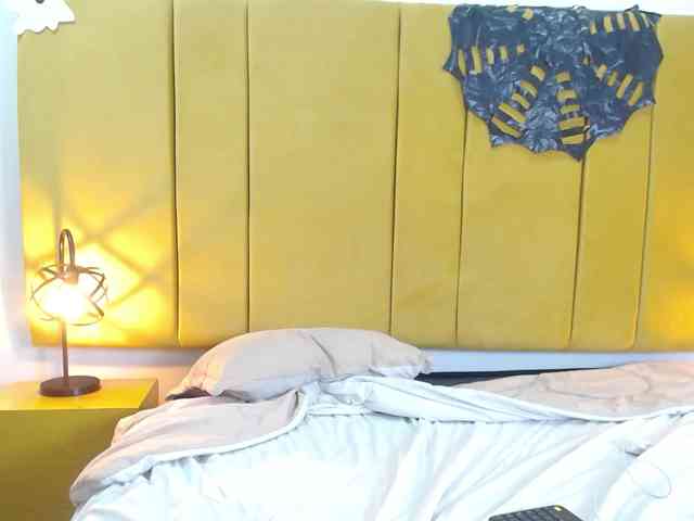 AliisonHott webcam