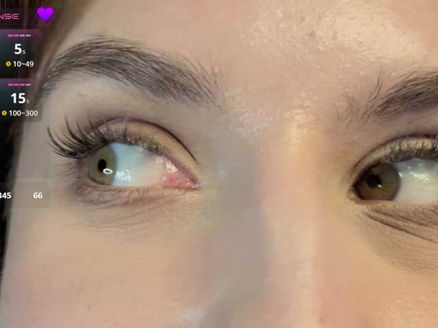 LesliRommel from BongaCams