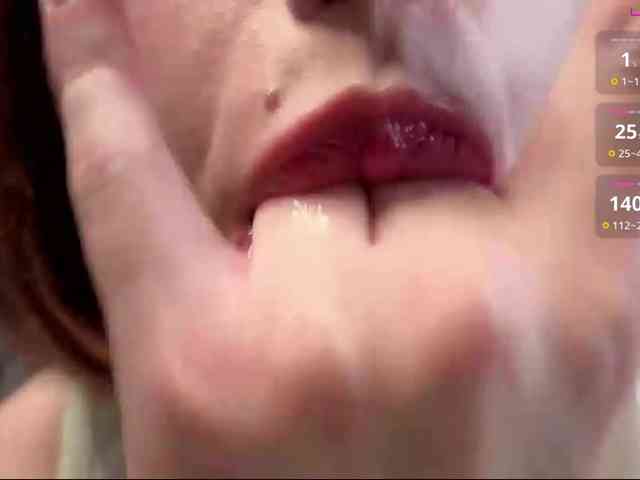 LesliRommel bongacams