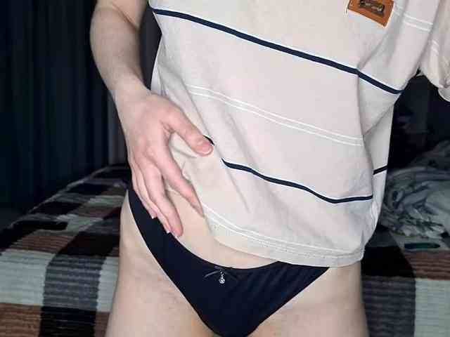 LesliRommel webcam