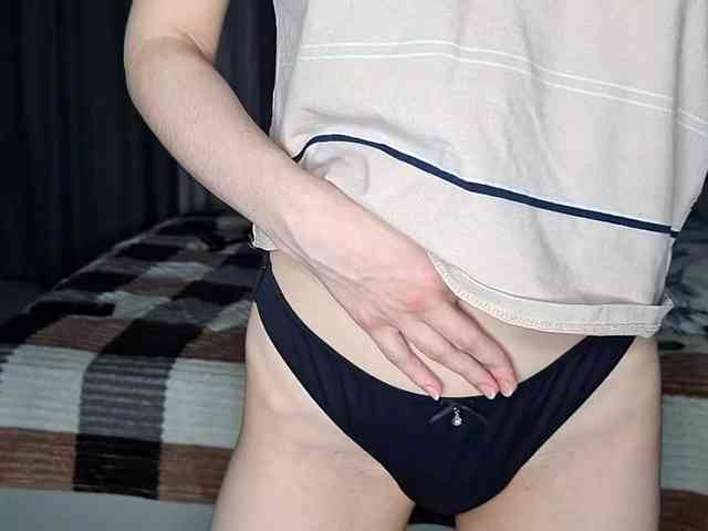 LesliRommel webcam