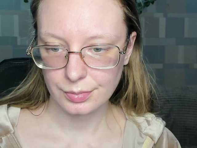 meowewew's BongaCams show and profile