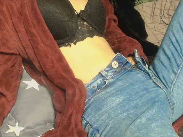 Sexydoll251 webcam