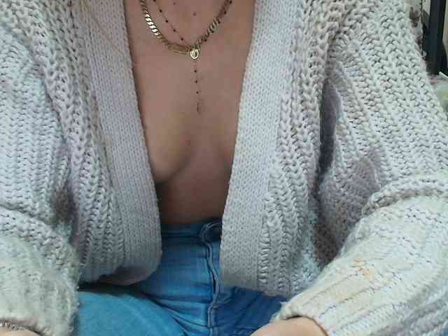 Sexydoll251 Live Webcam on BongaCams