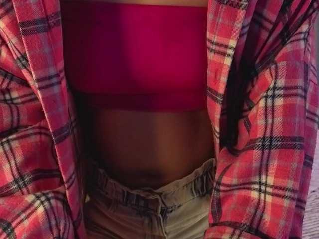 FoxFever's BongaCams show and profile