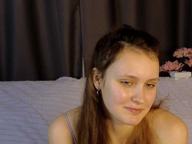 FoxFever's BongaCams show and profile