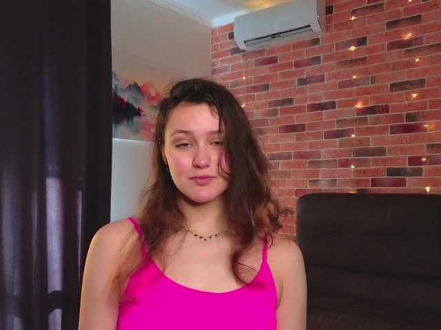 FoxFever's BongaCams show and profile