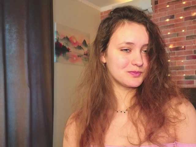 FoxFever's BongaCams show and profile