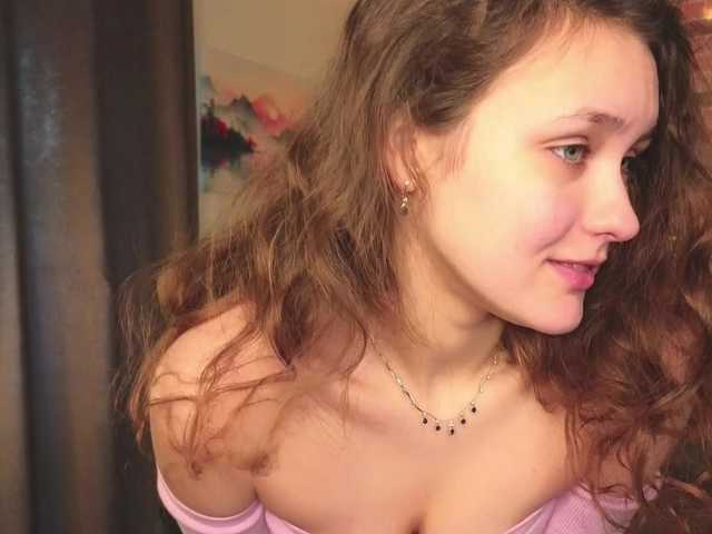 FoxFever's BongaCams show and profile