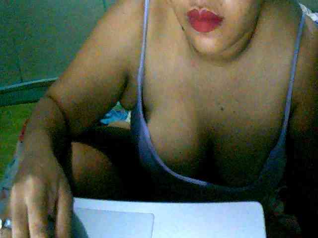 Sizzlinghotpussy webcam