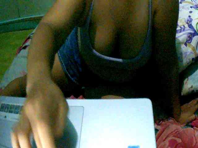 Sizzlinghotpussy webcam