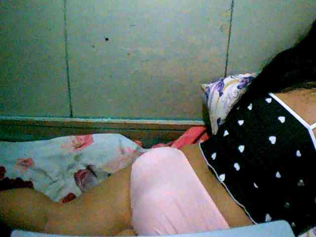 Sizzlinghotpussy webcam