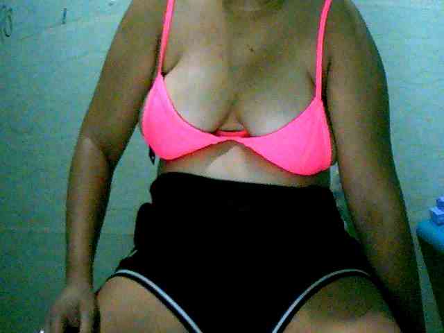 Sizzlinghotpussy webcam