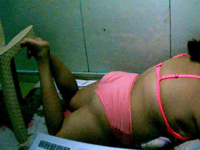 Sizzlinghotpussy webcam