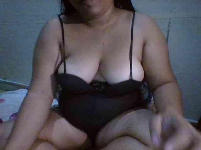 Sizzlinghotpussy webcam