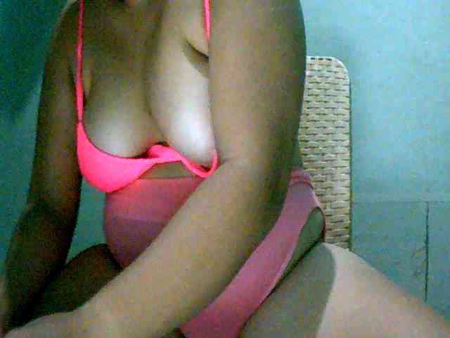 Sizzlinghotpussy webcam