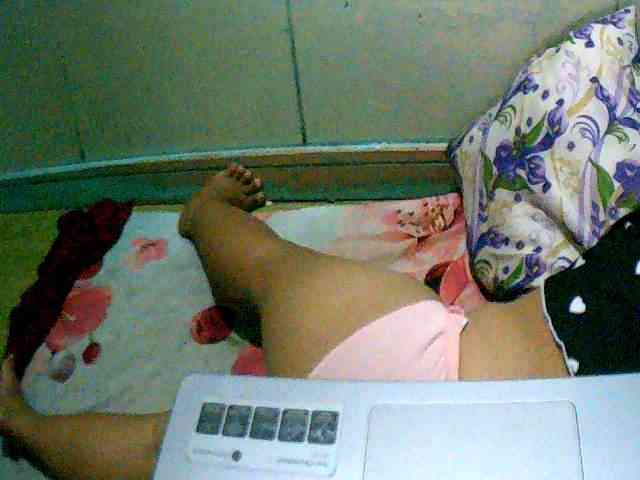 Sizzlinghotpussy webcam