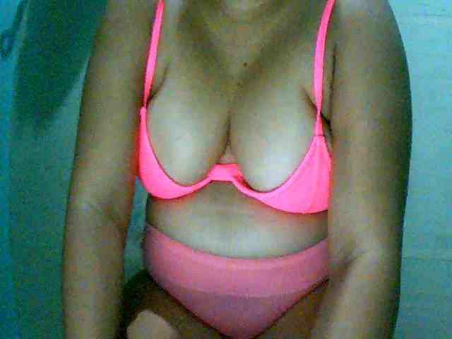 Sizzlinghotpussy webcam