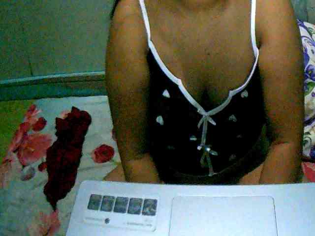 Sizzlinghotpussy webcam