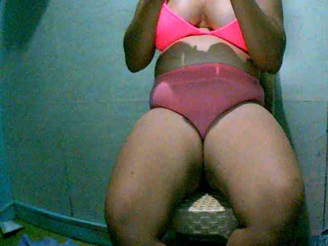 Sizzlinghotpussy webcam