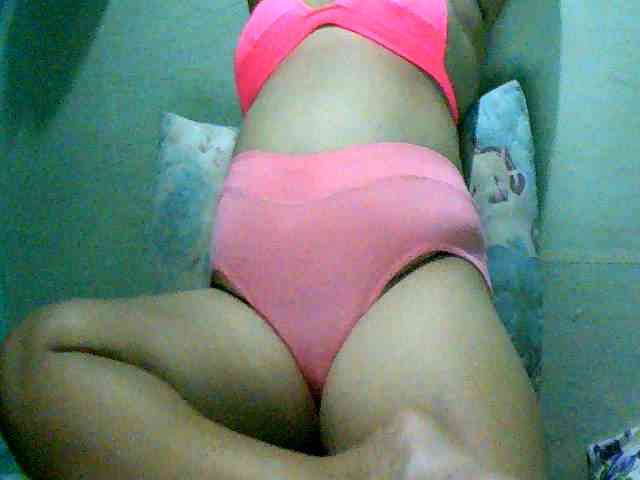 Sizzlinghotpussy webcam