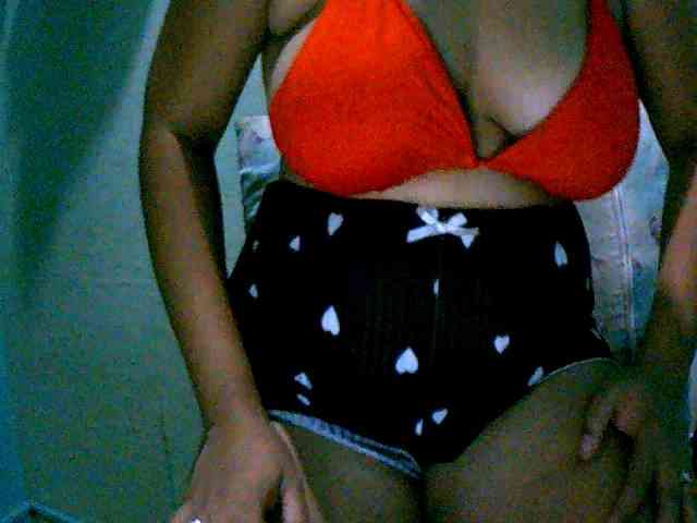 Sizzlinghotpussy webcam