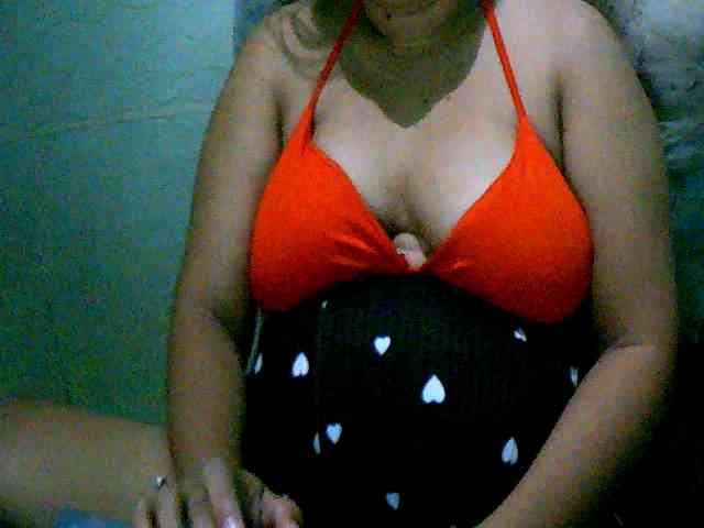 Sizzlinghotpussy webcam