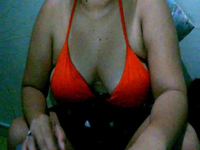 Sizzlinghotpussy webcam