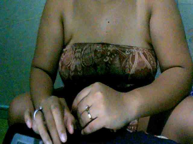Sizzlinghotpussy webcam