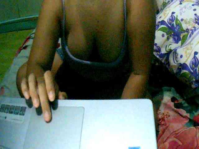 Sizzlinghotpussy webcam