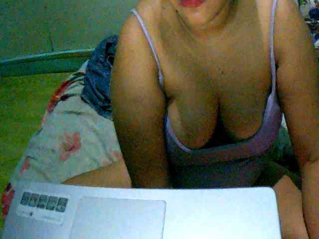 Sizzlinghotpussy webcam