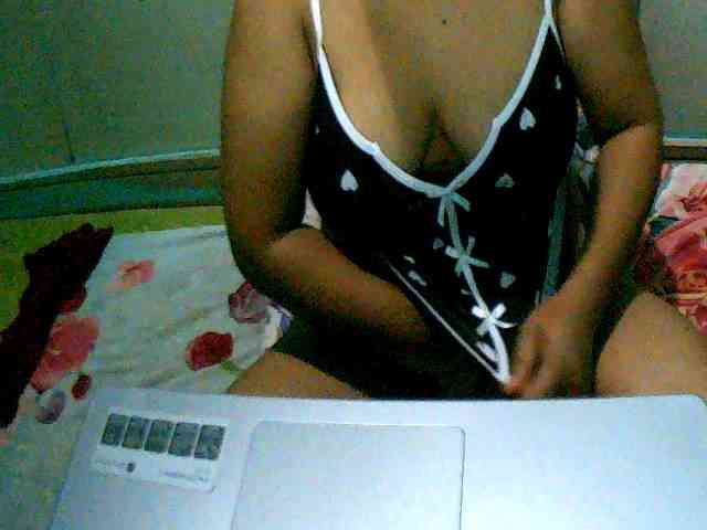 Sizzlinghotpussy webcam