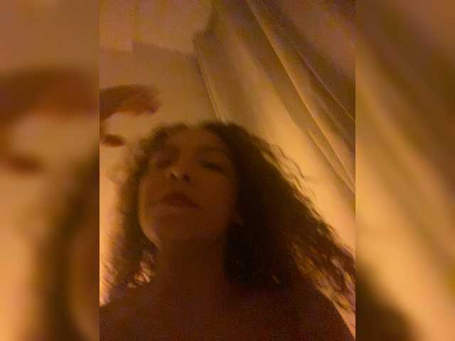 luneee – webcam model profile photo