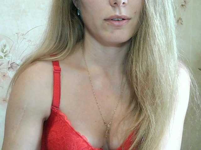 RoxyFox18x44's Thumb Image