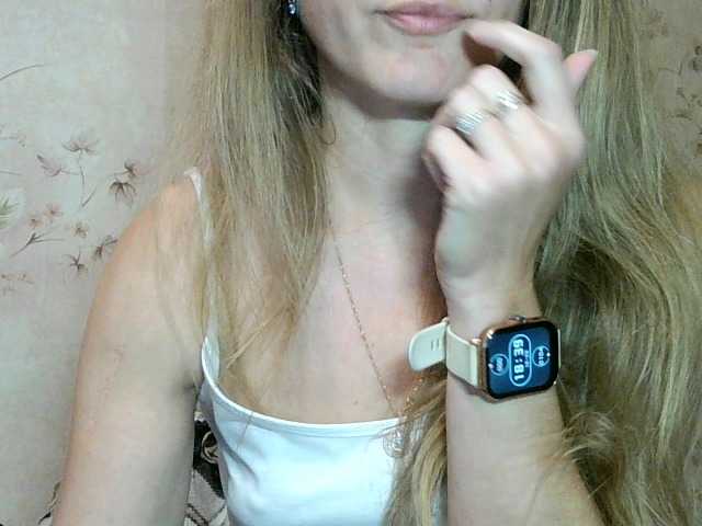  RoxyFox18x44 chat room