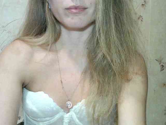 RoxyFox18x44 webcam