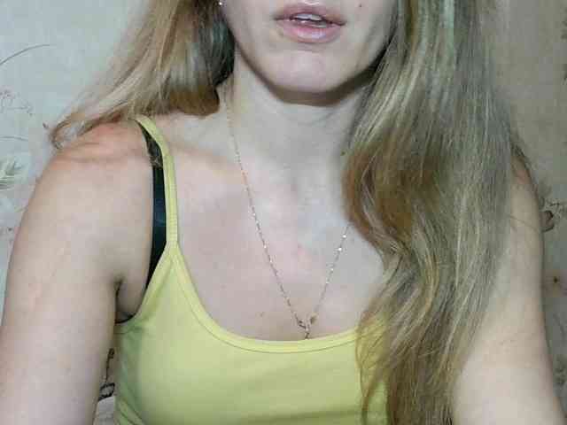 RoxyFox18x44 webcam