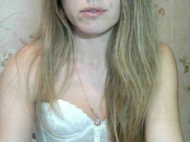 RoxyFox18x44 webcam