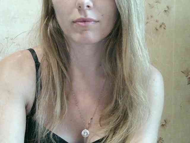RoxyFox18x44 webcam