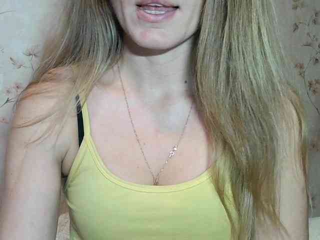 RoxyFox18x44 webcam