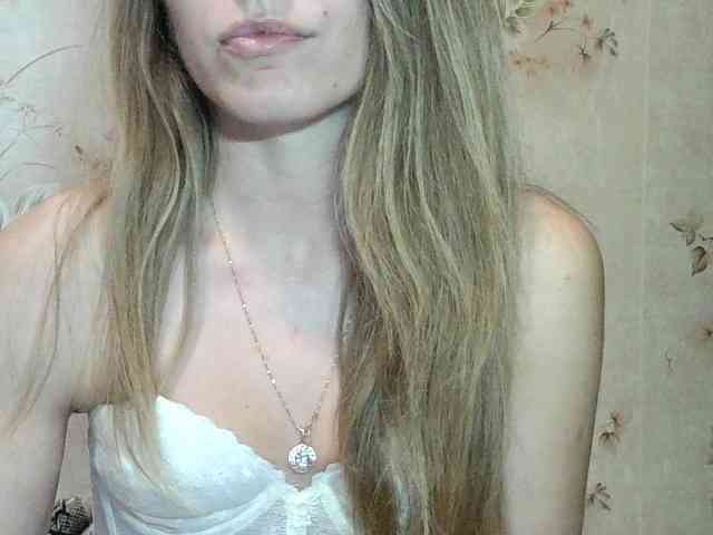 RoxyFox18x44 webcam